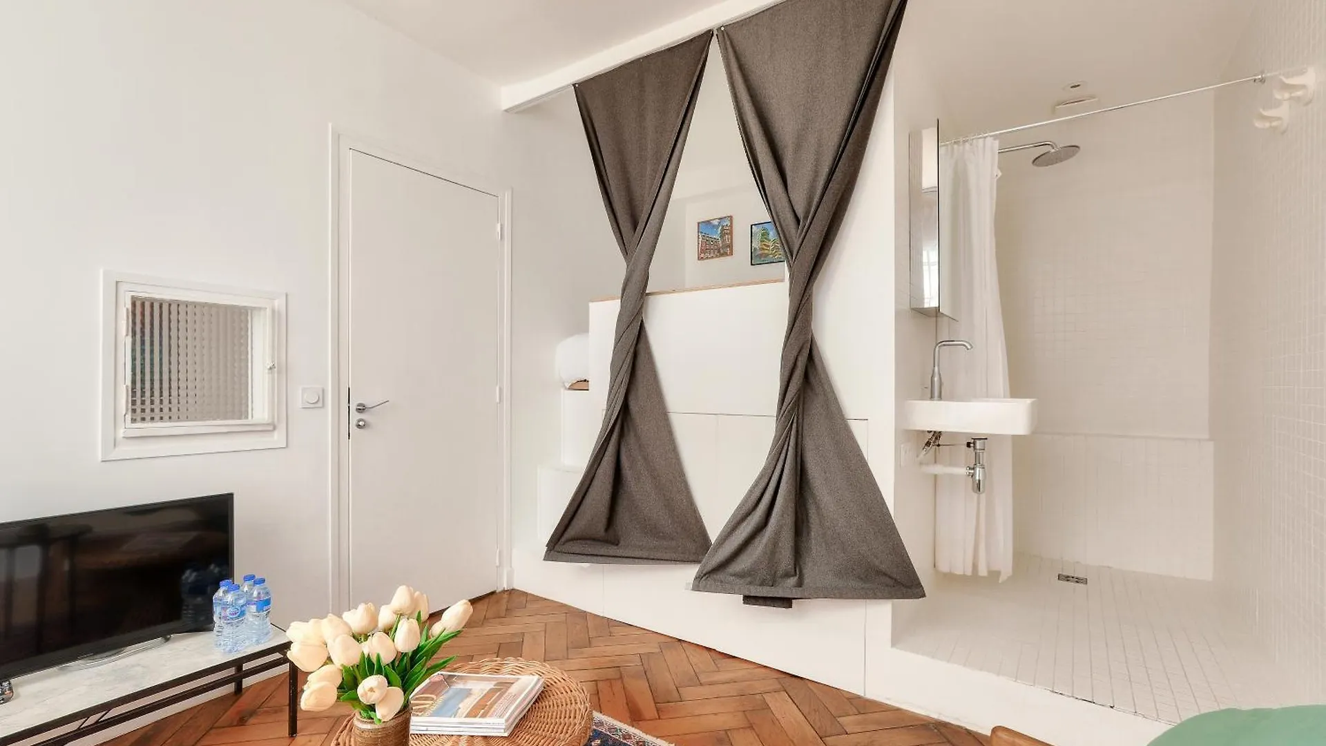 Bright Apartment In The 10Arr. - 4 People Paris 0*,