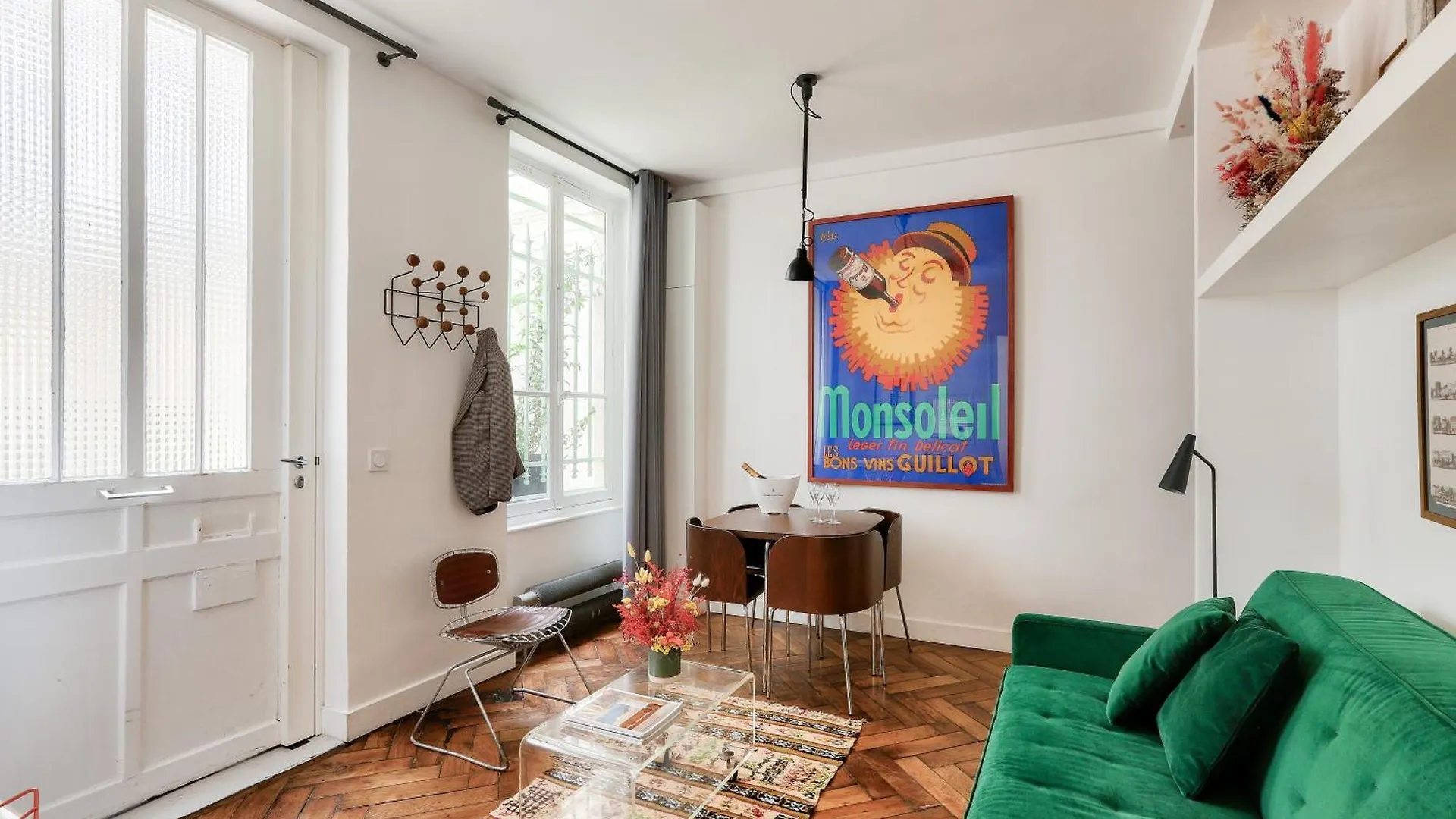 Bright Apartment In The 10Arr. - 4 People Paris France